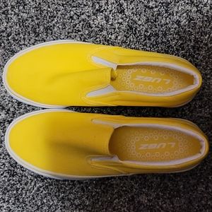 LUGZ SLIP ON CANVAS CASUAL SHOES